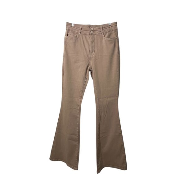 Judy Blue Garment Dyed Tummy Control Flare Jeans Sz 13/31 Khaki Tan Wide Leg - Picture 1 of 13